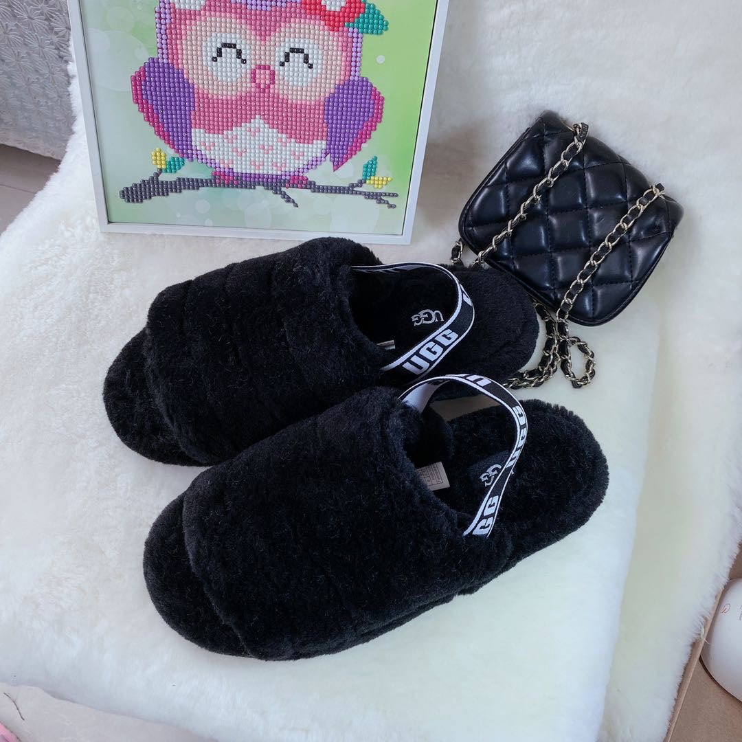 UGG Fluff Yeah Slippers