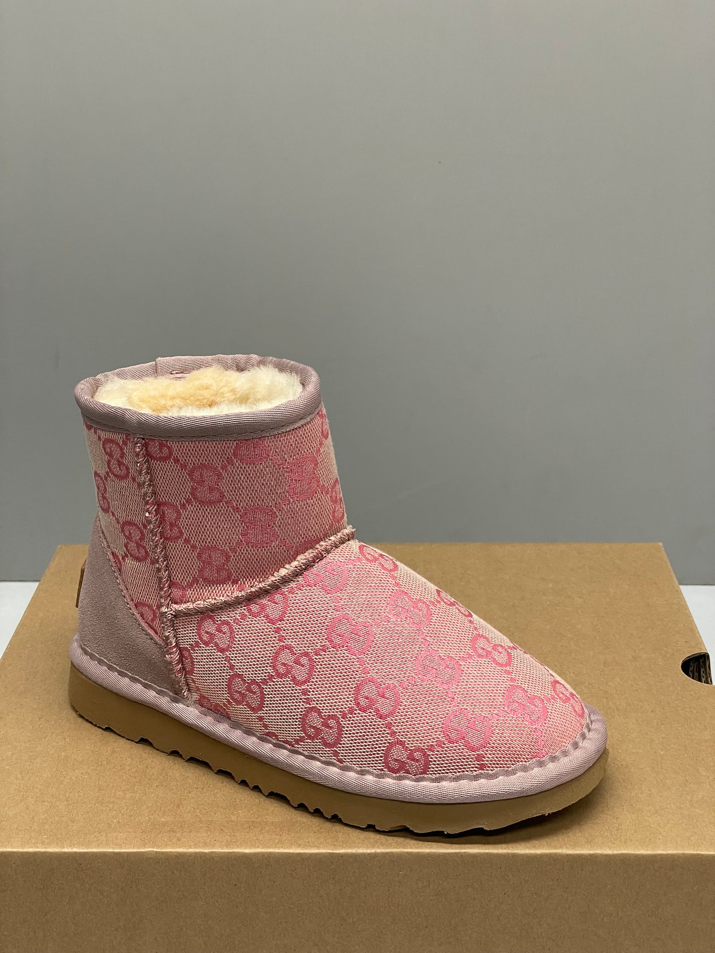 GG Uggs PINK