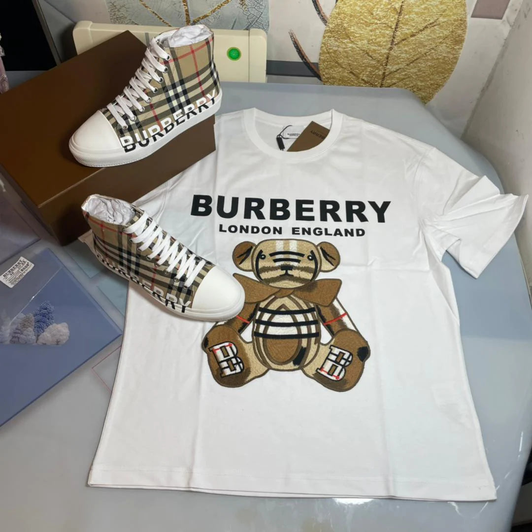 Burberry Sneaker+Shirt Set