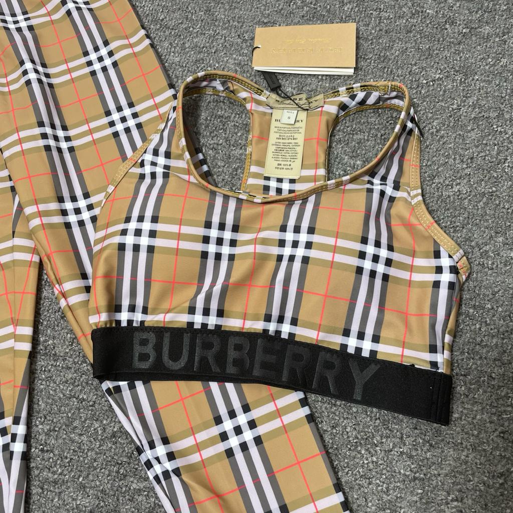 BURBERRY PANT AND BRA SET