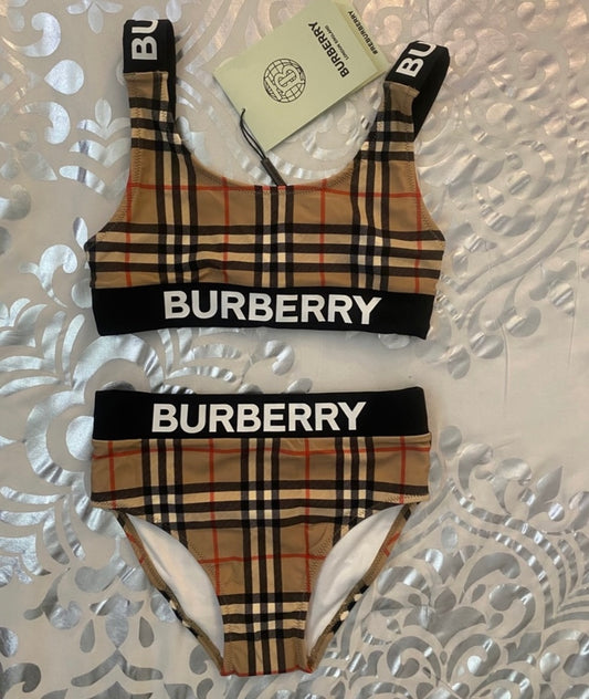 Burberry two piece Set