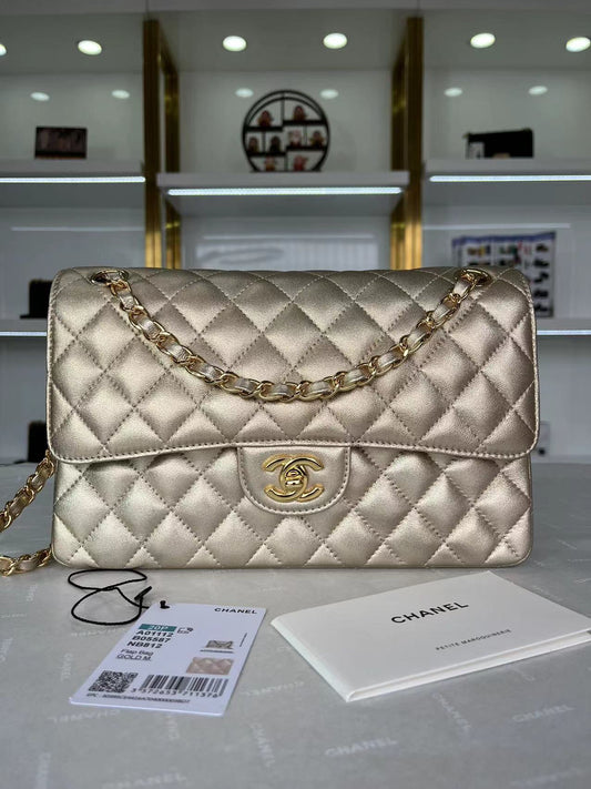 CHANEL HANDBAG GOLD