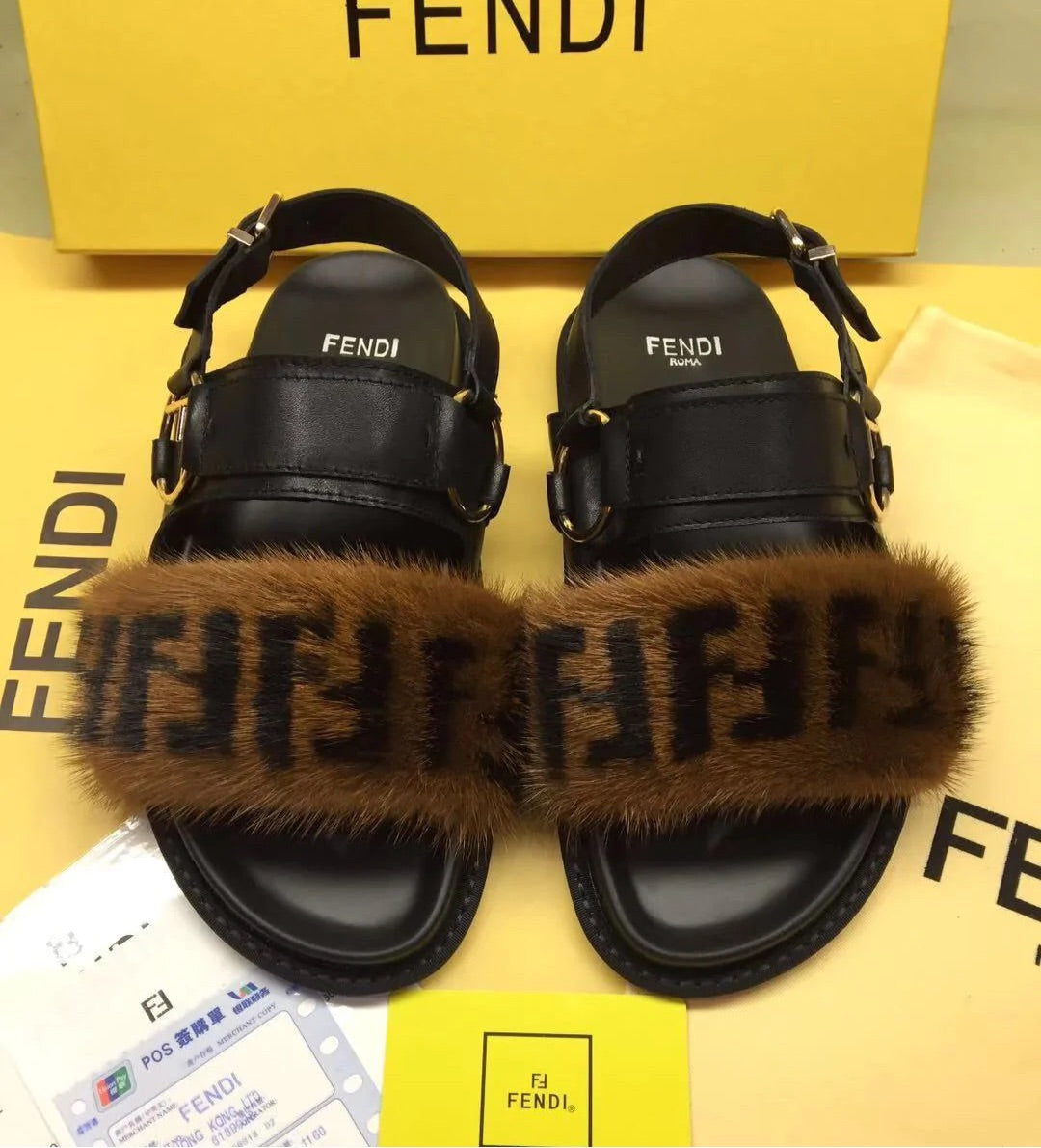 FF BROWN FUR STRAP SANDAL