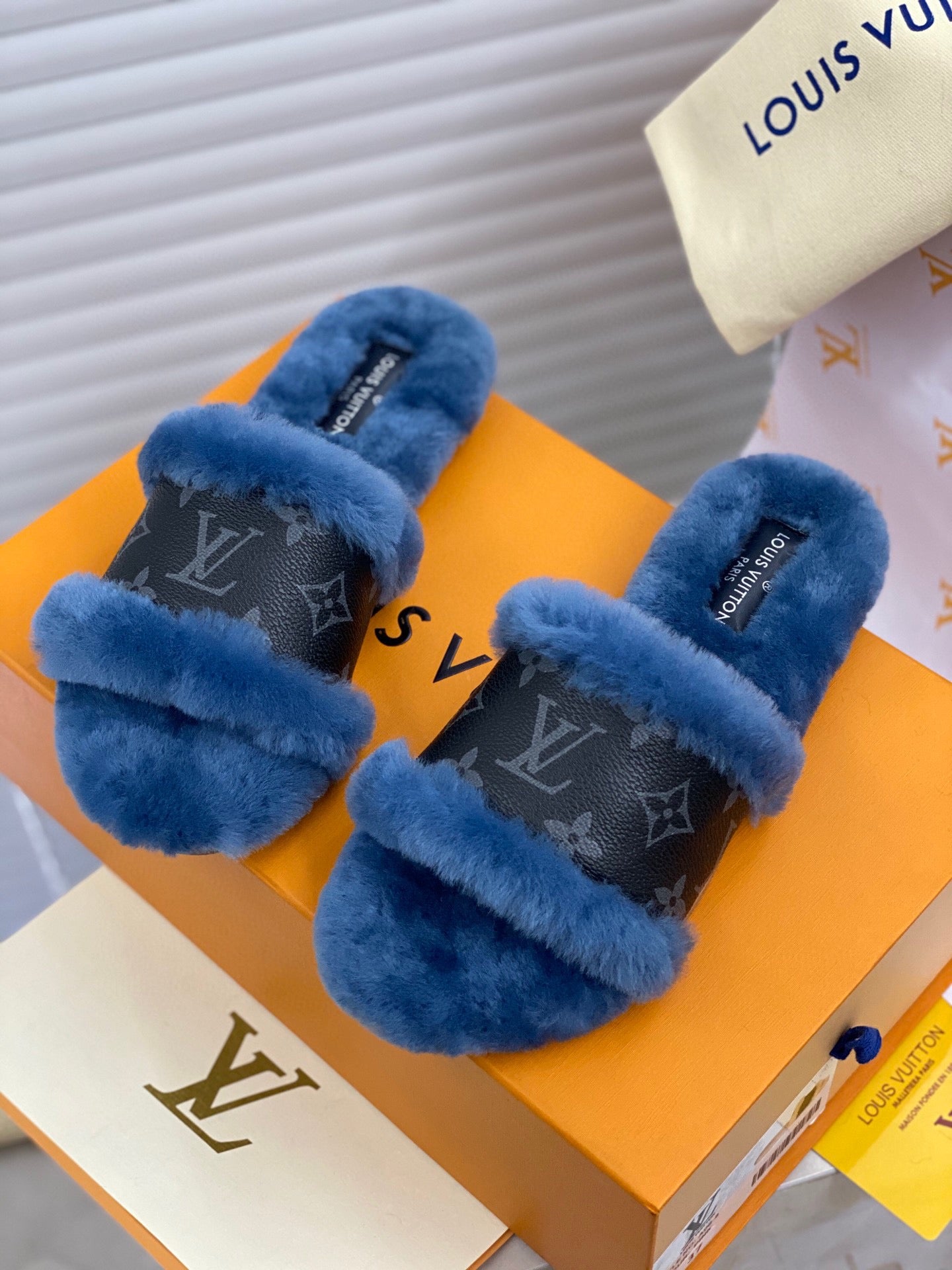 LV FUR SANDALS