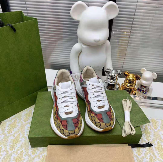 Gucci SNEAKERS