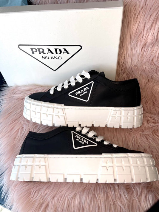 PRADA SNEAKERS BLACK | LuxaRovaCo.