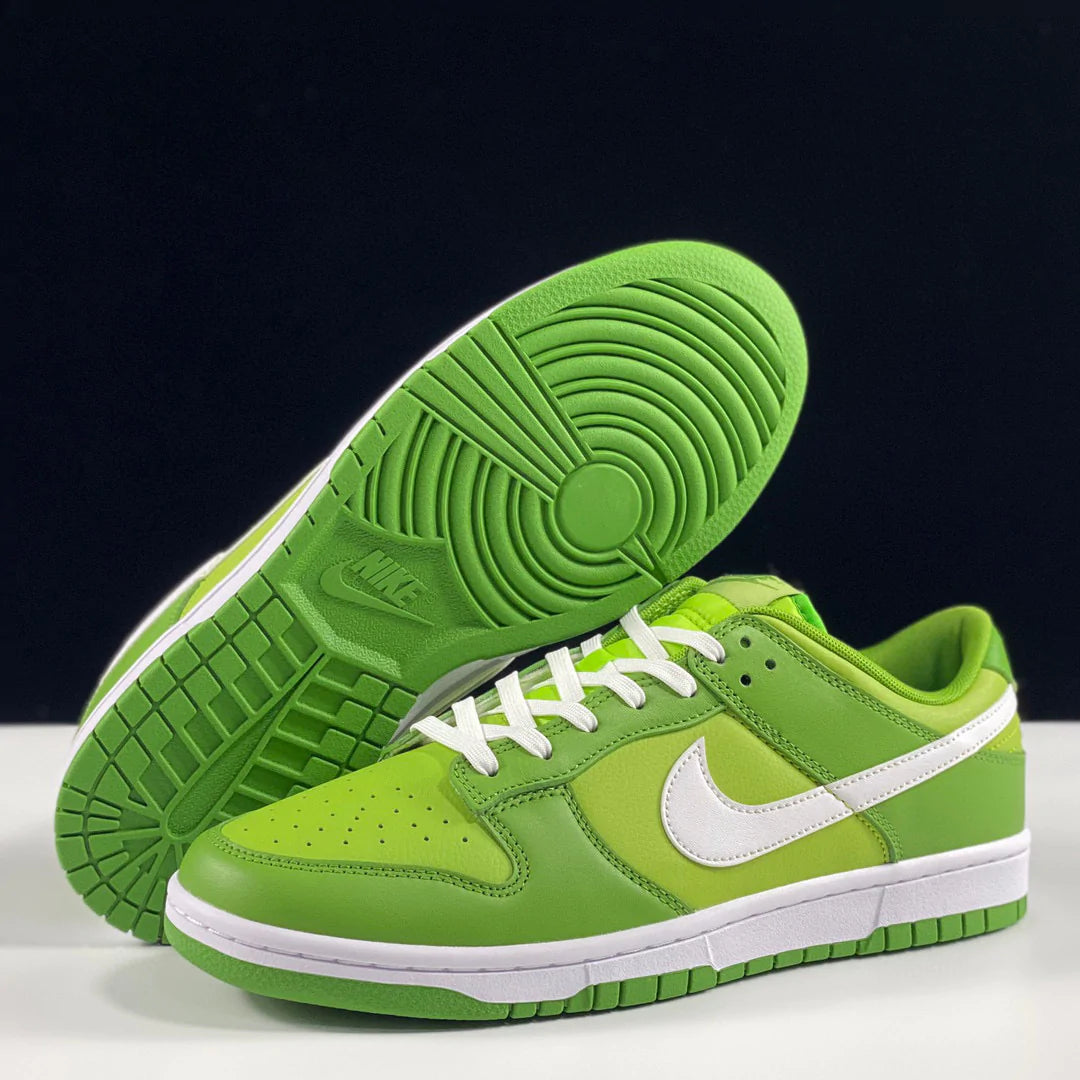 NIKE CHLOROPHYLL DUNKS