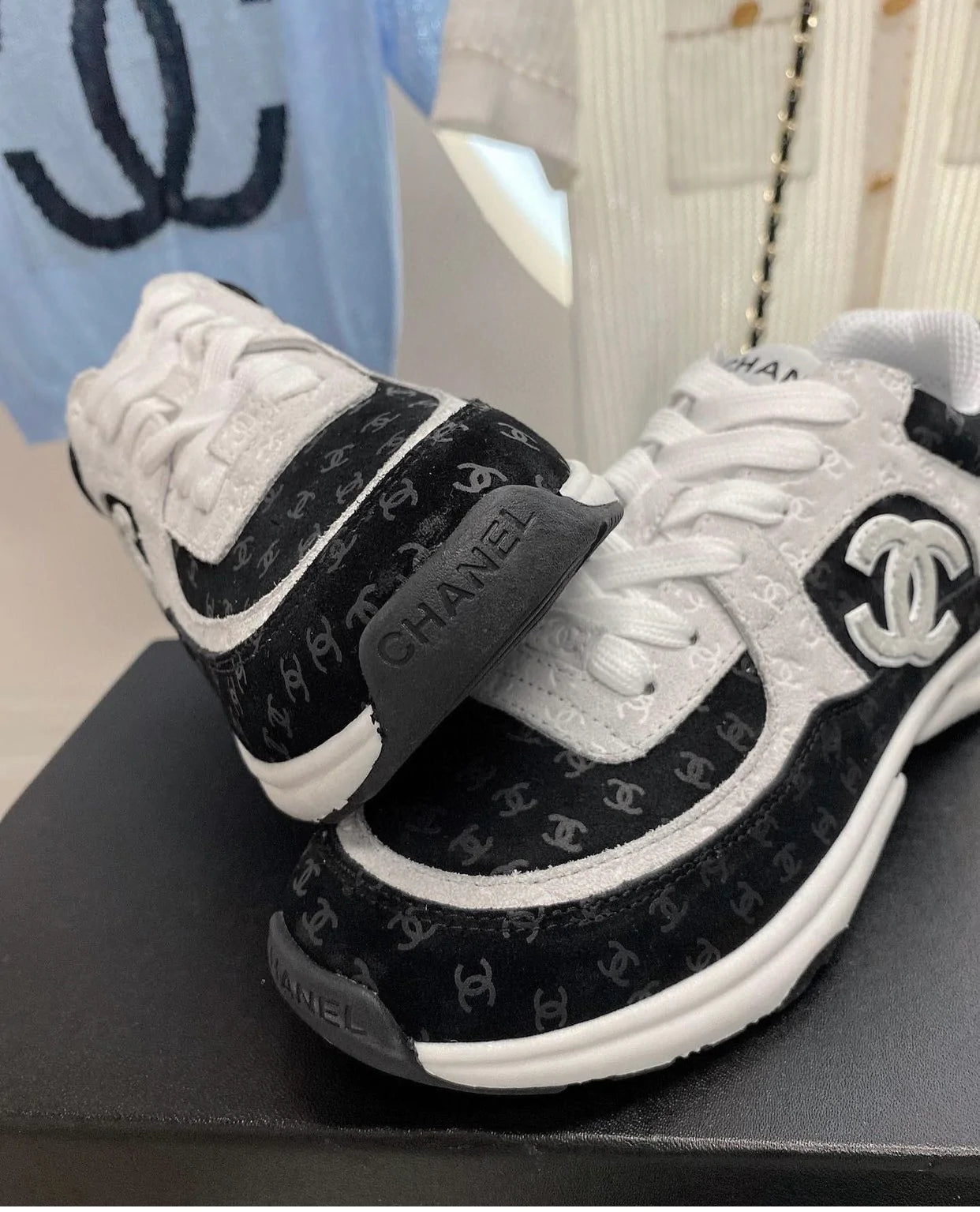 CC WHITE CC BLACK SNEAKER