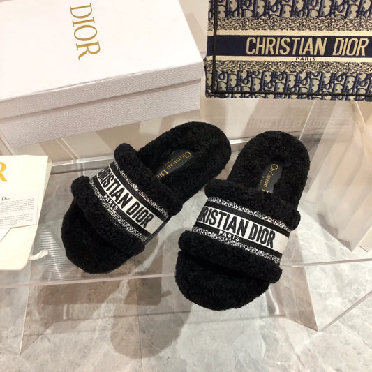 CD FUR SLIPPERS BLACK