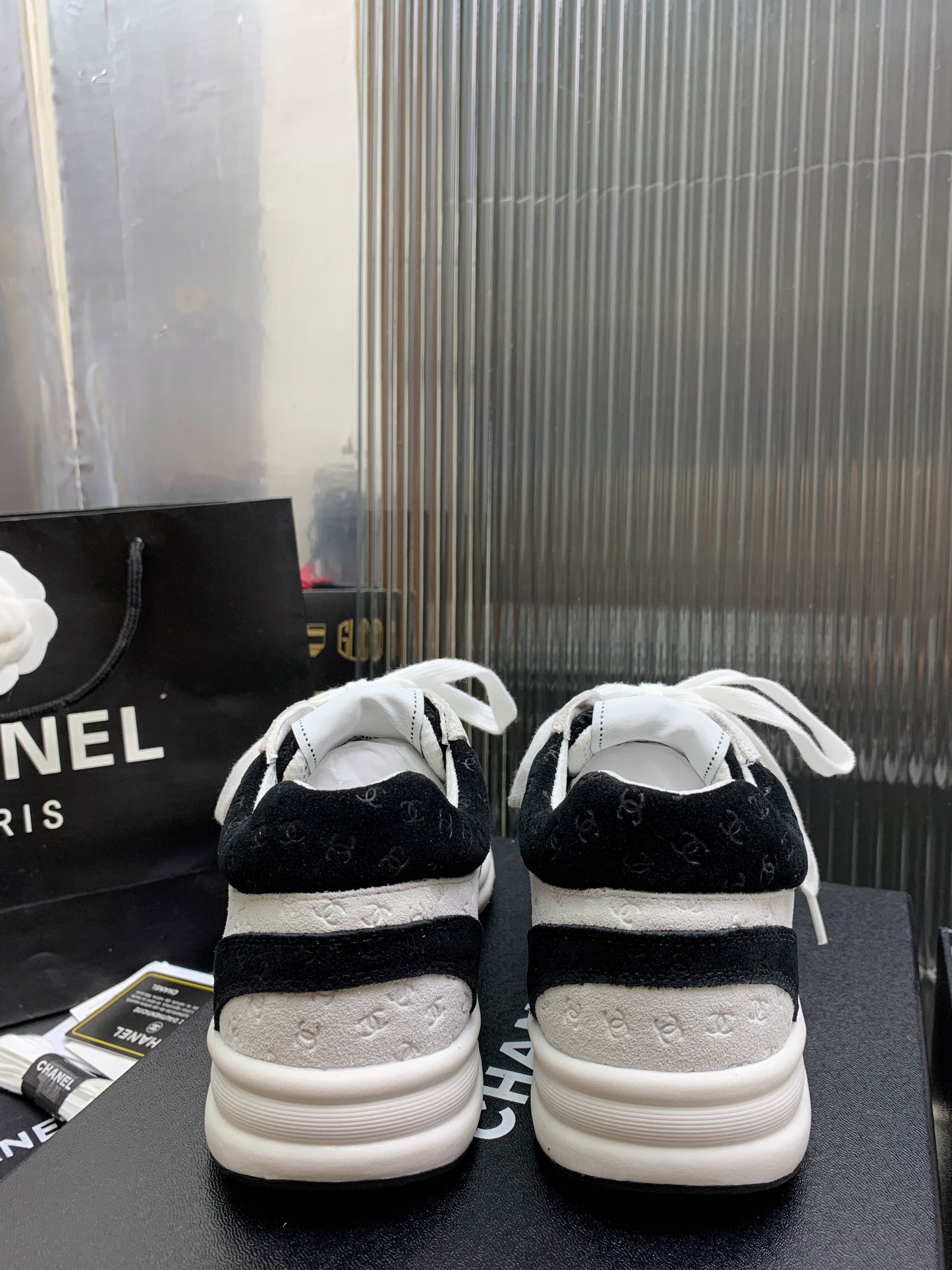 Chanel White/Black SNEAKERS