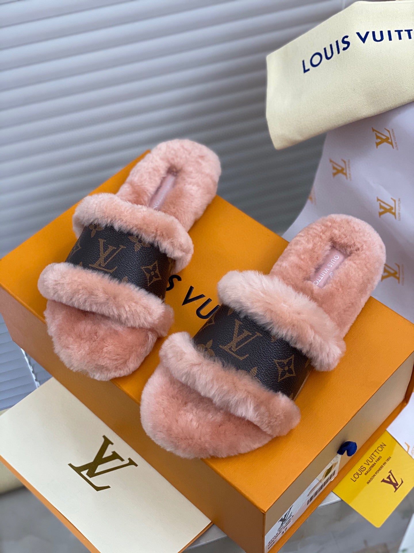 LV FUR SANDALS