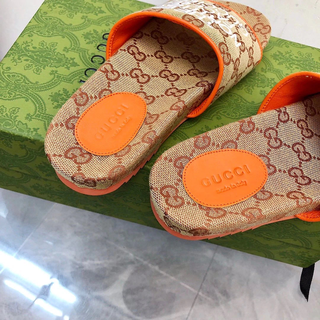 GUCCI NORTHFACE ORANGE SLIDE